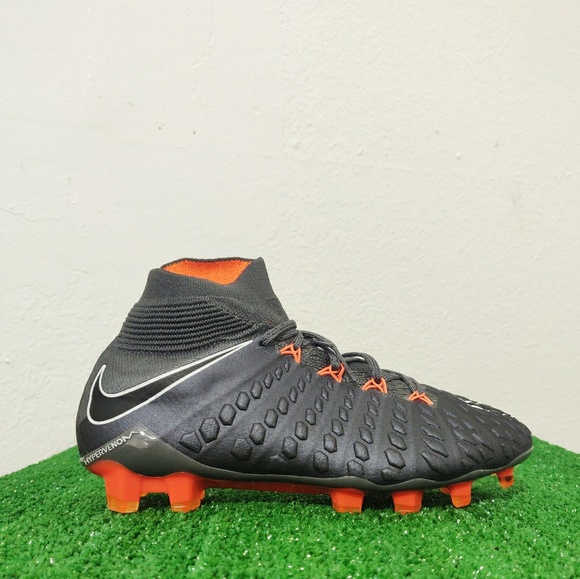 Nike Hypervenom Phantom 3 Elite DF FG Soccer Cleat - Picture 4 of 8